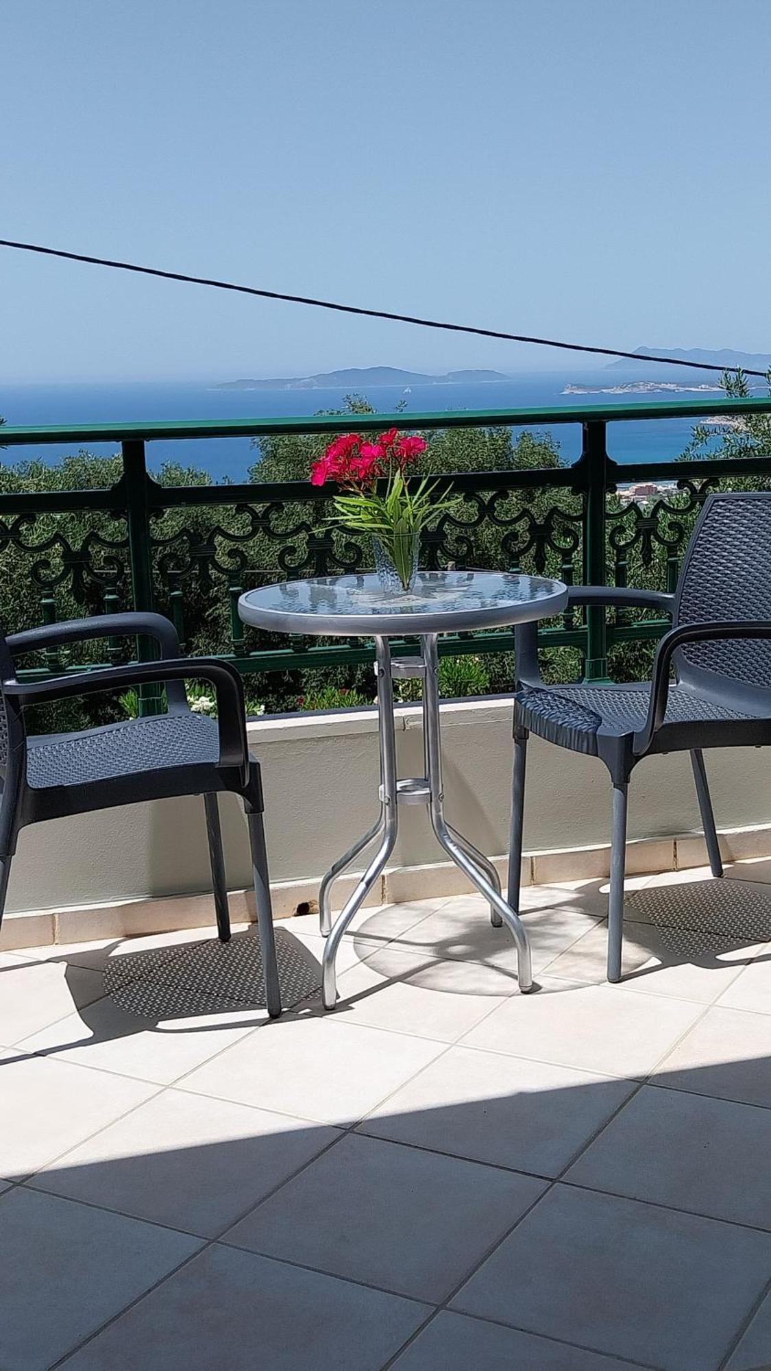 Villa Gecko, Arillas Kavvadades 外观 照片